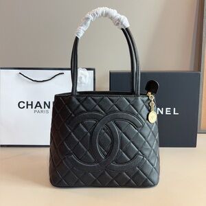 Chanel Black Quilted Shoulder Bag with Gold Charm